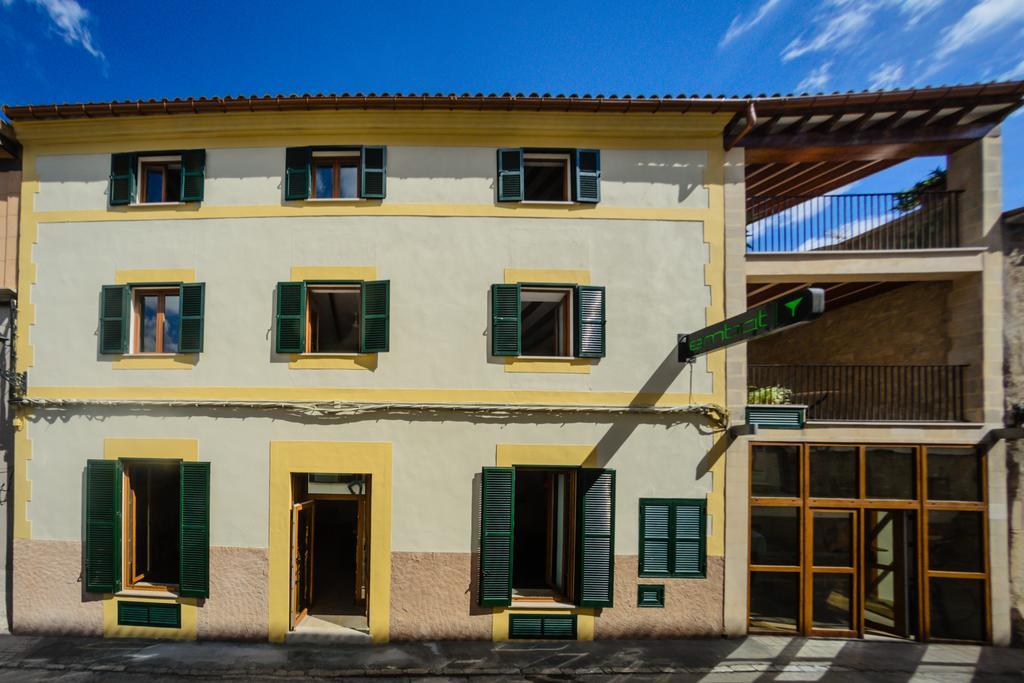 Embat - Hostel Montuiri  Luaran gambar